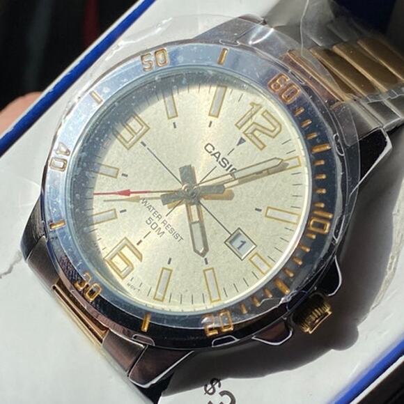 CASIO Two Tone Gold Silver 50M Water Resistant Gold Ion Date MTPVD1SG9B Open Box - Picture 6 of 9